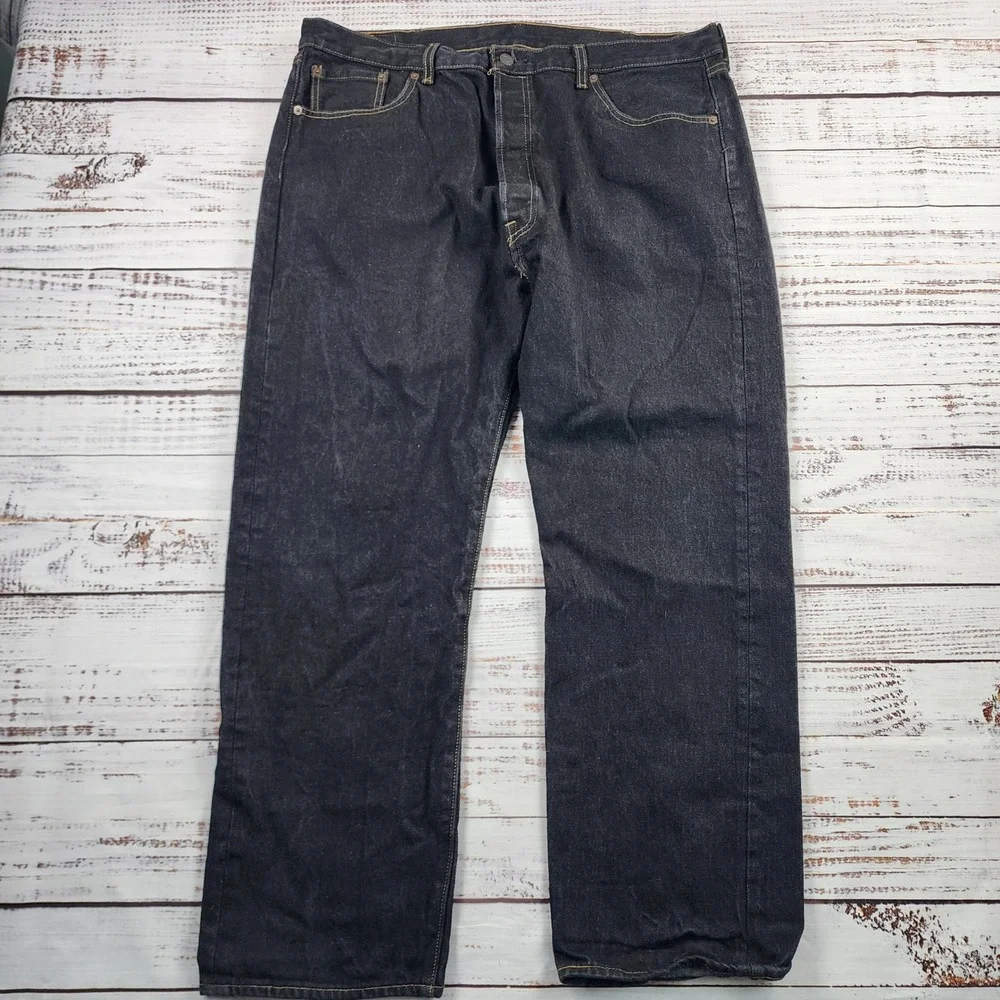 Levis 501 Original Fit Jeans Mens 42x32 Black Denim Button Fly Straight Leg